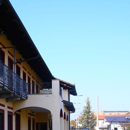 Albergo Vecchio Pavone Borgaro Torinese Extérieur photo